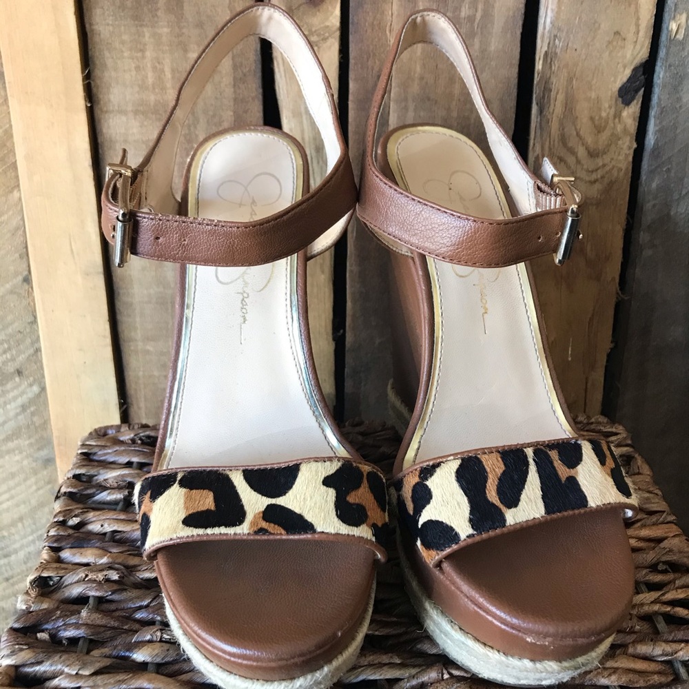 EUC Jessica Simpson Animal Print Heels 7B/37